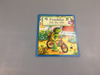 Franklin fait du vélo