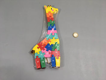 Neuf-Puzzle en bois Girafe Chiffres 28cm