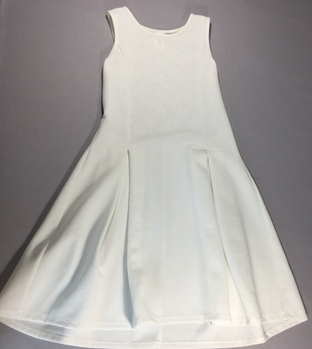 Robe sans manche blanche texturée, moins cher chez Petit Kiwi