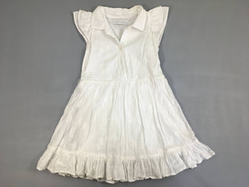 Robe m.c blanche broderies boutons