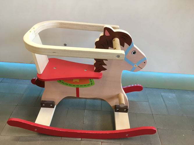 Cheval à bascule en bois playtive, moins cher chez Petit Kiwi