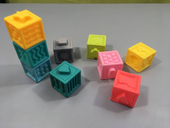 9 blocs souples à empliler