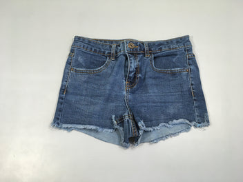 Short en jean effet effiloché