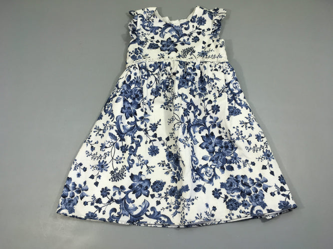 Robe m.c blanche fleurs bleues plumetis, moins cher chez Petit Kiwi