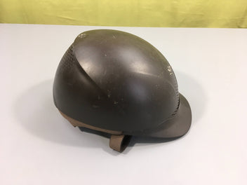 Casque d'équitation brun