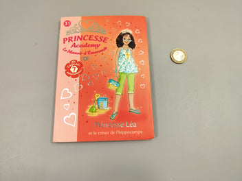 La bibliothèque rose, Princess Academy.Princesse Léa et le trésor de l'hippocampe