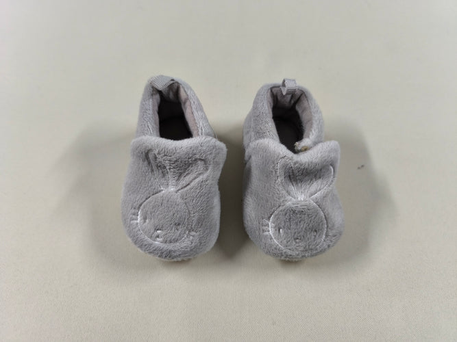 Chaussons velours gris lapins, moins cher chez Petit Kiwi