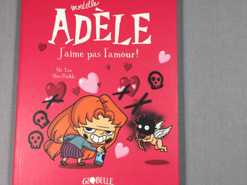 Mortelle Adèle  - Tome 4 - J'aime pas l'amour !