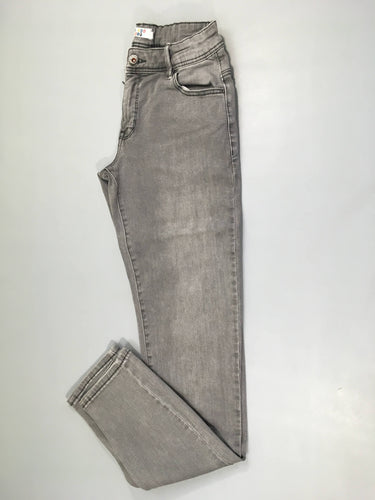 Jeans gris, moins cher chez Petit Kiwi