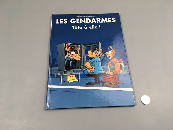 Les gendarmes  - tête à clic!, moins cher chez Petit Kiwi