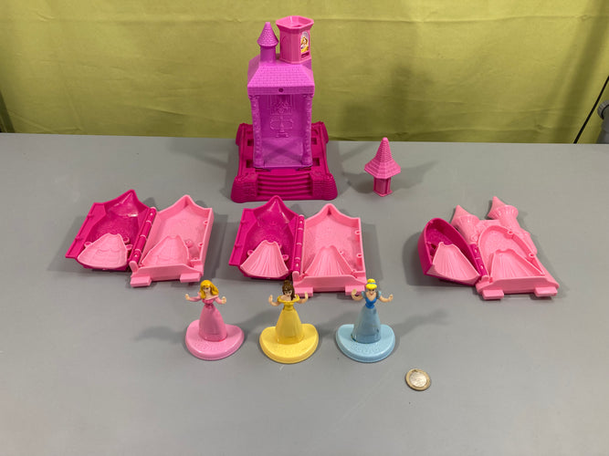 Château Princesses Aurore Belle Cendrillon pour pâte à modeler Hasbro PlayDoh, moins cher chez Petit Kiwi