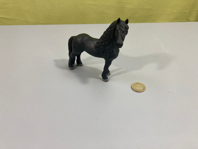 Cheval noir et blanc, Schleich, moins cher chez Petit Kiwi