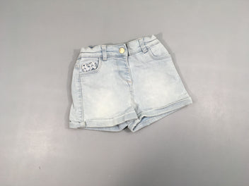 Short jeans beau clair avec rebord, taille élastique