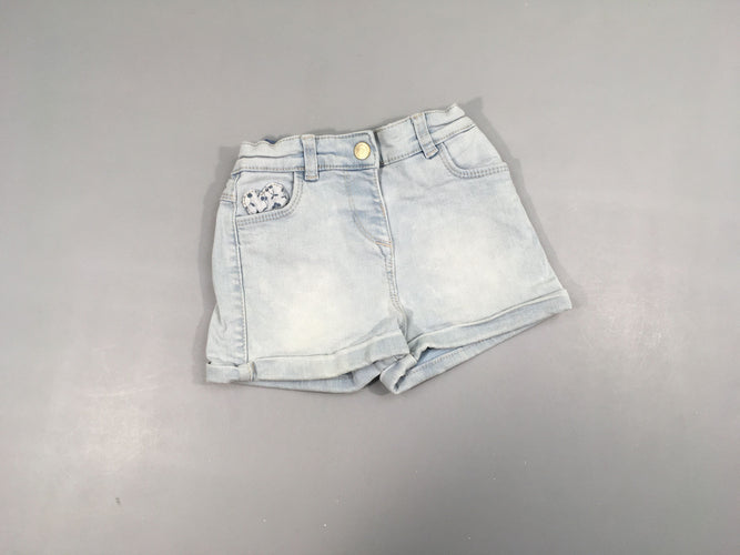 Short jeans beau clair avec rebord, taille élastique, moins cher chez Petit Kiwi