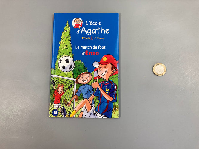 Le match de foot d'Enzo, l'école d'Agathe, moins cher chez Petit Kiwi