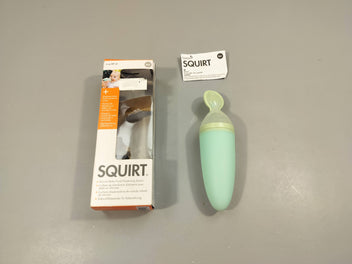 Cuillére de distribution d'aliments pour bébé en silicone