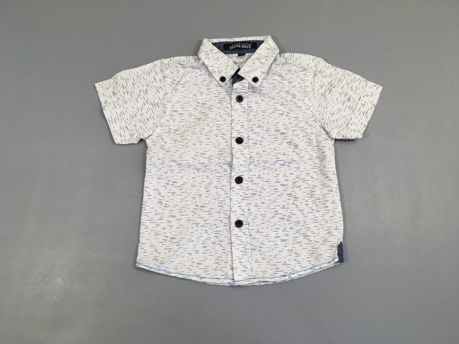 Chemise m.c à revers blanche motifs traits bleus, moins cher chez Petit Kiwi