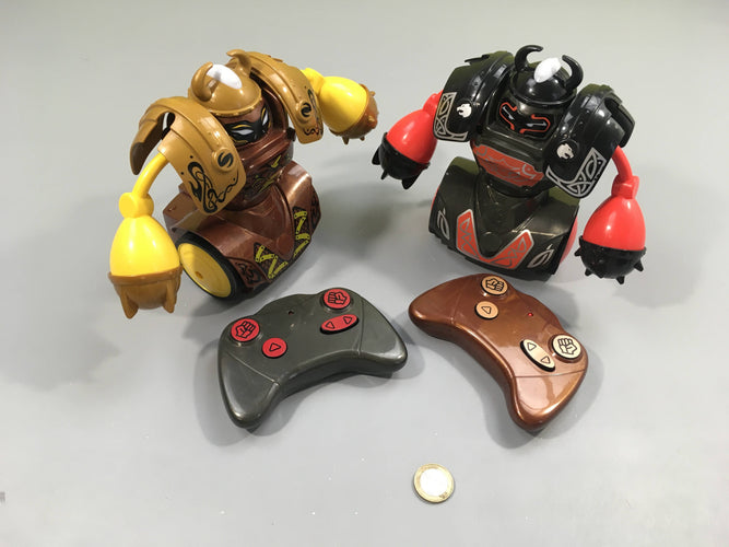 Ycoo Pack 2 Robots Kombat Viking Battle  avec télécommandes-Fonctionnent, moins cher chez Petit Kiwi