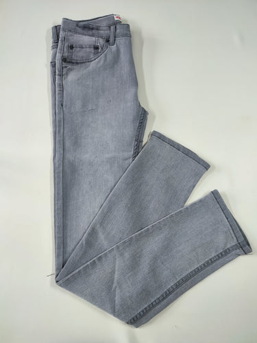Jeans gris 510 skinny (à relaver, taché aux cuisses), moins cher chez Petit Kiwi
