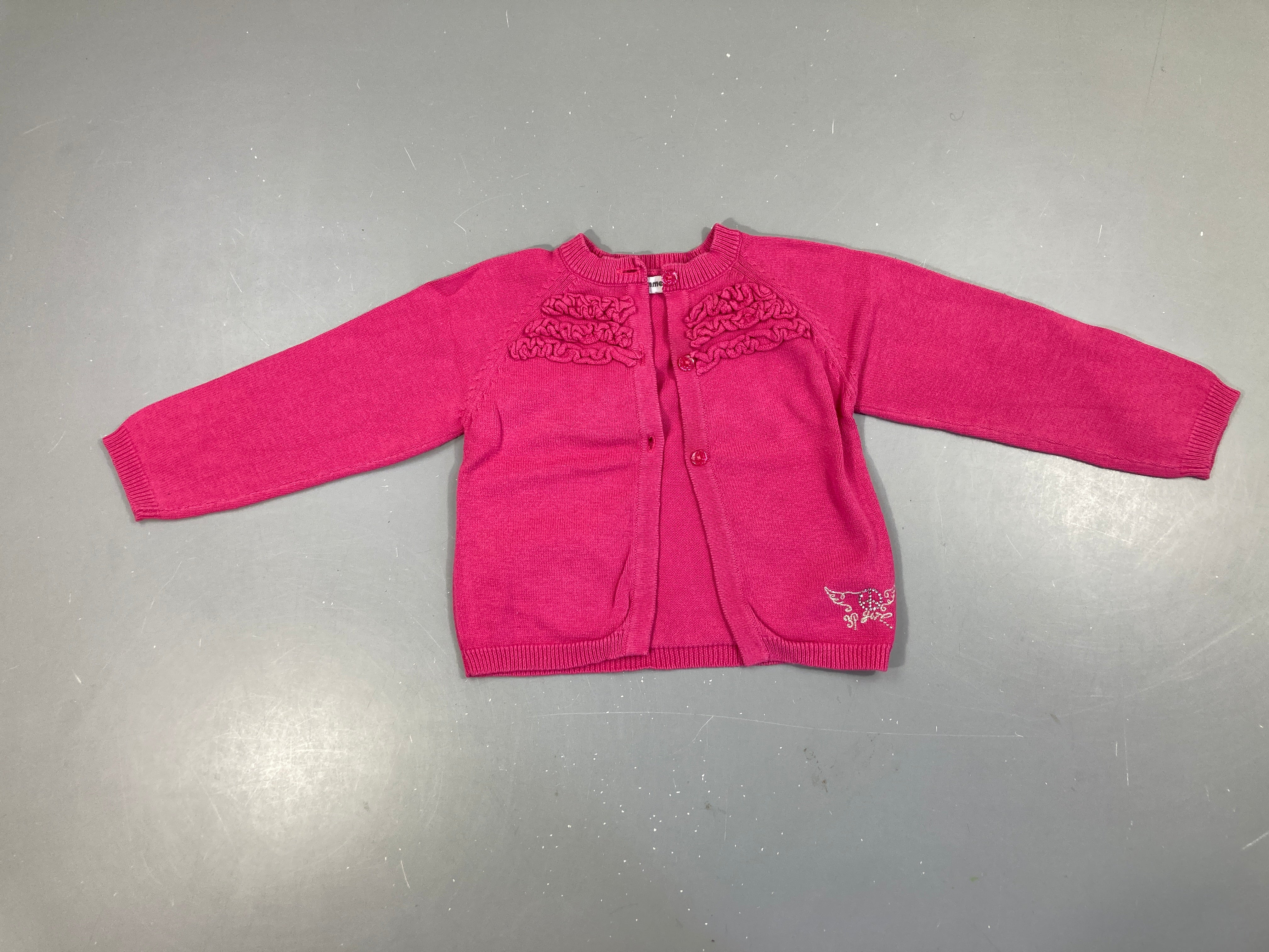 Gilet rose froufrous, légèrement bouloché