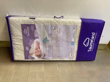 Matelas Traumeland 60-120cm avec coussin d'air 3D pour ventilation maximale-Très légère auréole.