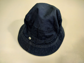 Chapeau bleu marine T53