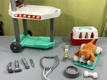 Ensemble de jeu clinique vétérinaire - peluche chien tachée