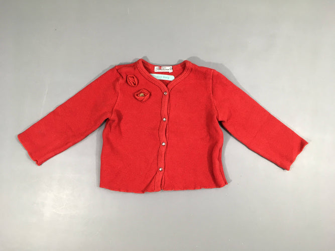 Gilet rouge fleurs texturées, moins cher chez Petit Kiwi