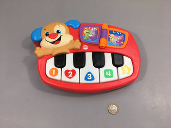 Piano interactif chien