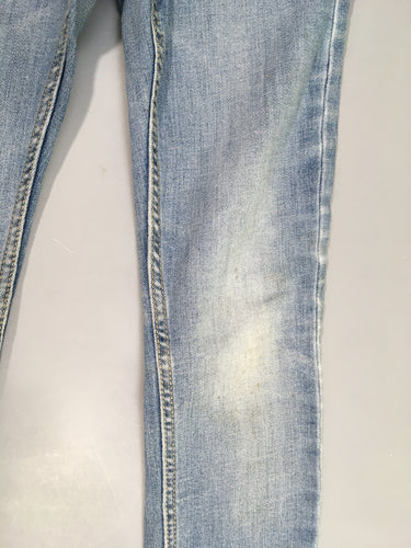 Jeans clair Slim, genoux un peu tachés, moins cher chez Petit Kiwi