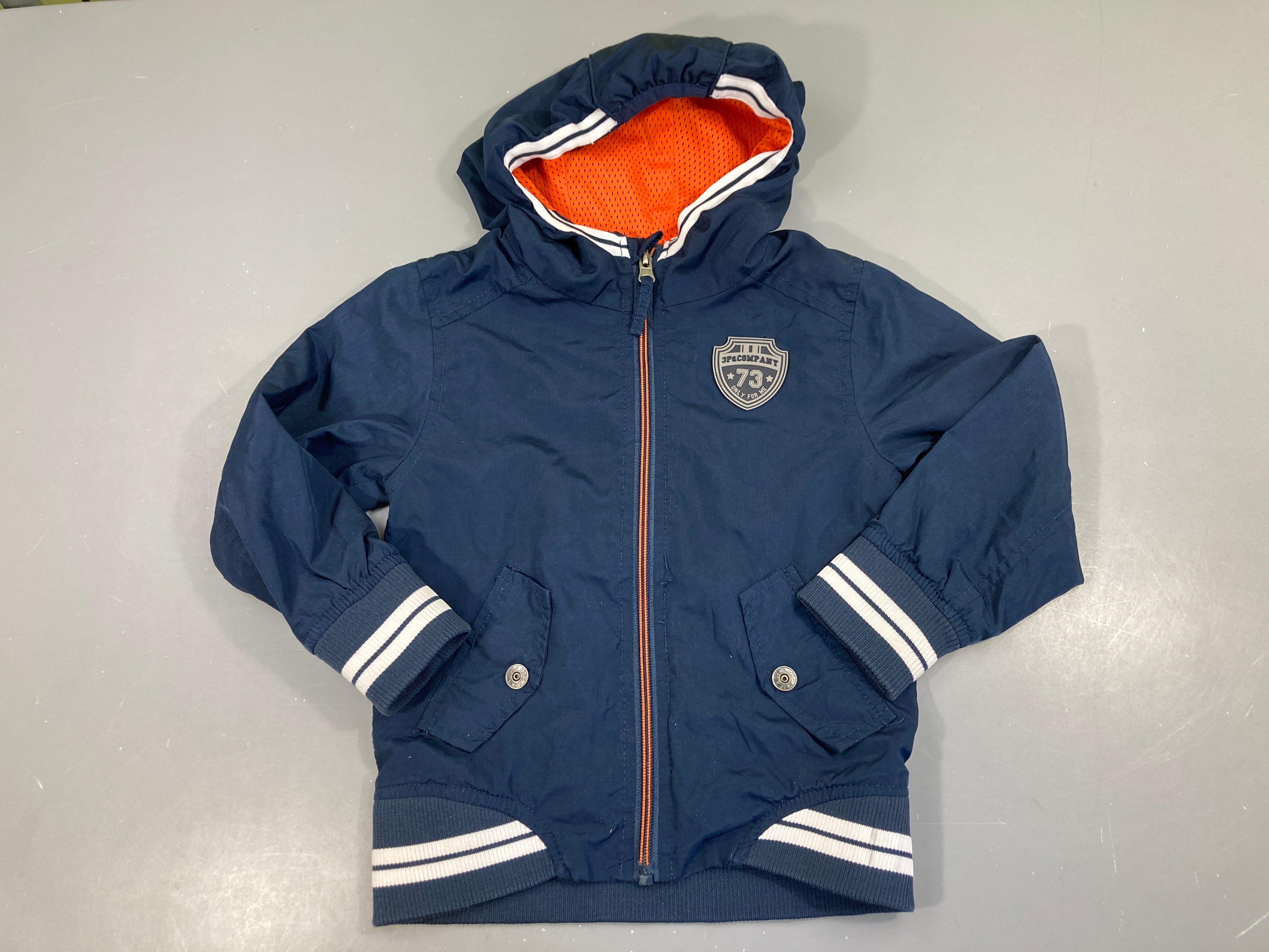 Veste coupe vent bleu foncé 73