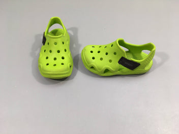 Crocs vertes 8