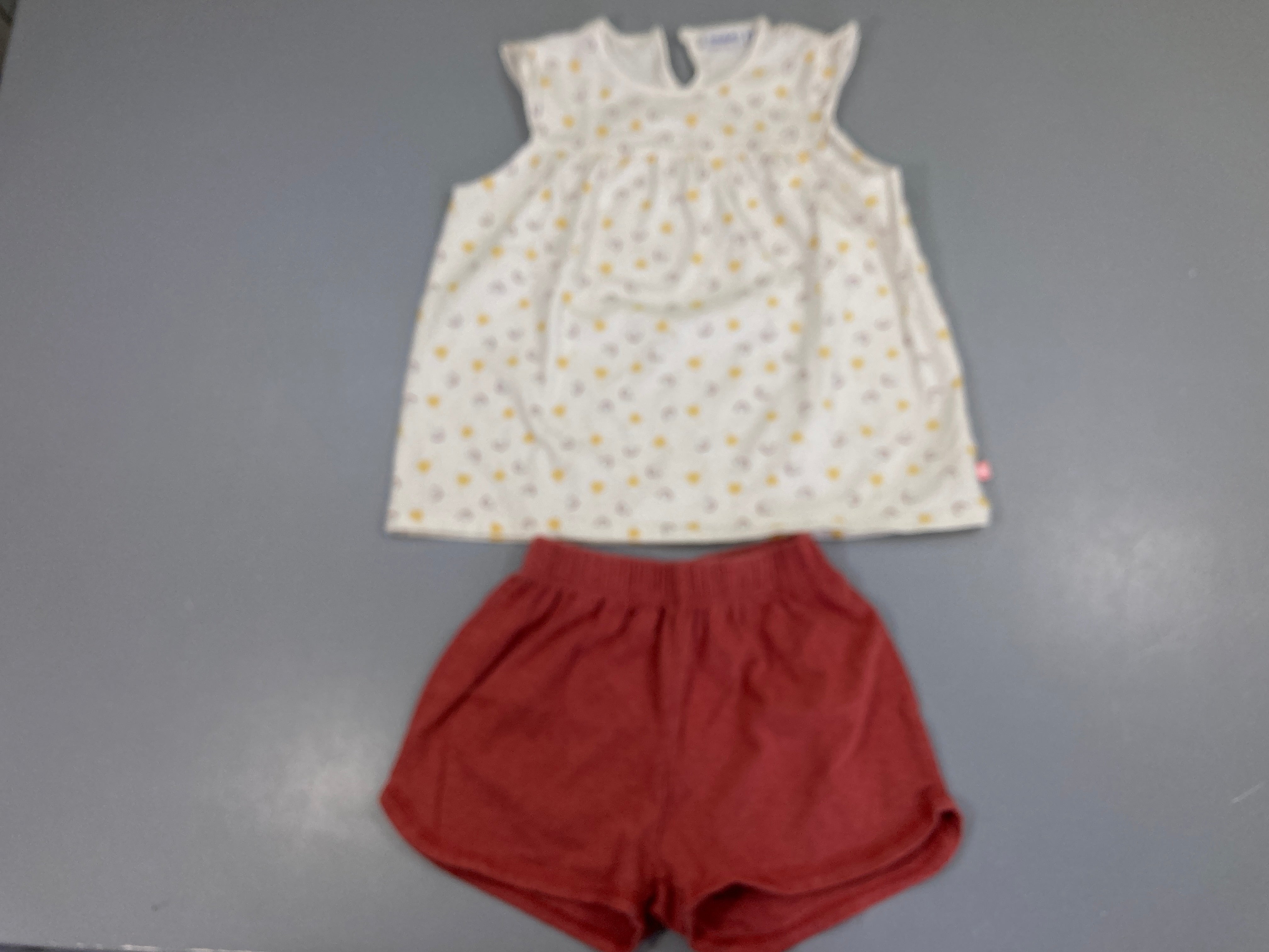 T-shirt m.c blanc fleurs + short jersey terra cotta