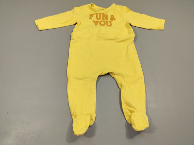 Pyjama jersey jaune "Fun & you", moins cher chez Petit Kiwi