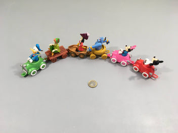 Lot de 6 figurines wagon Disney