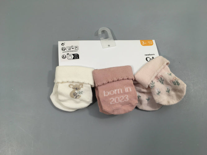 NEUF 3 paires de chaussettes roses 0-3m, moins cher chez Petit Kiwi