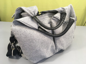 Sac à langer gris chiné Neckline, anses pèlent