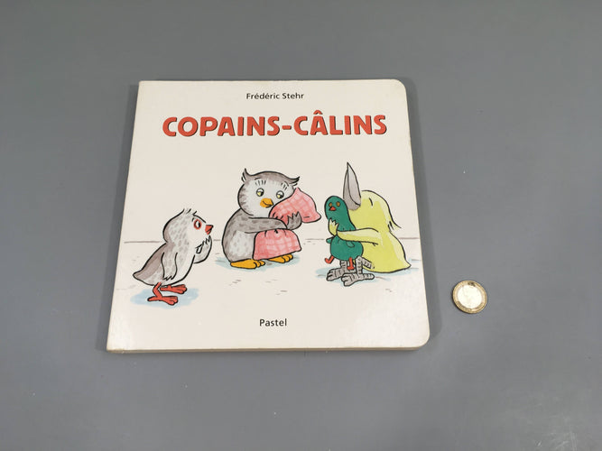 Copains-Câlins, moins cher chez Petit Kiwi