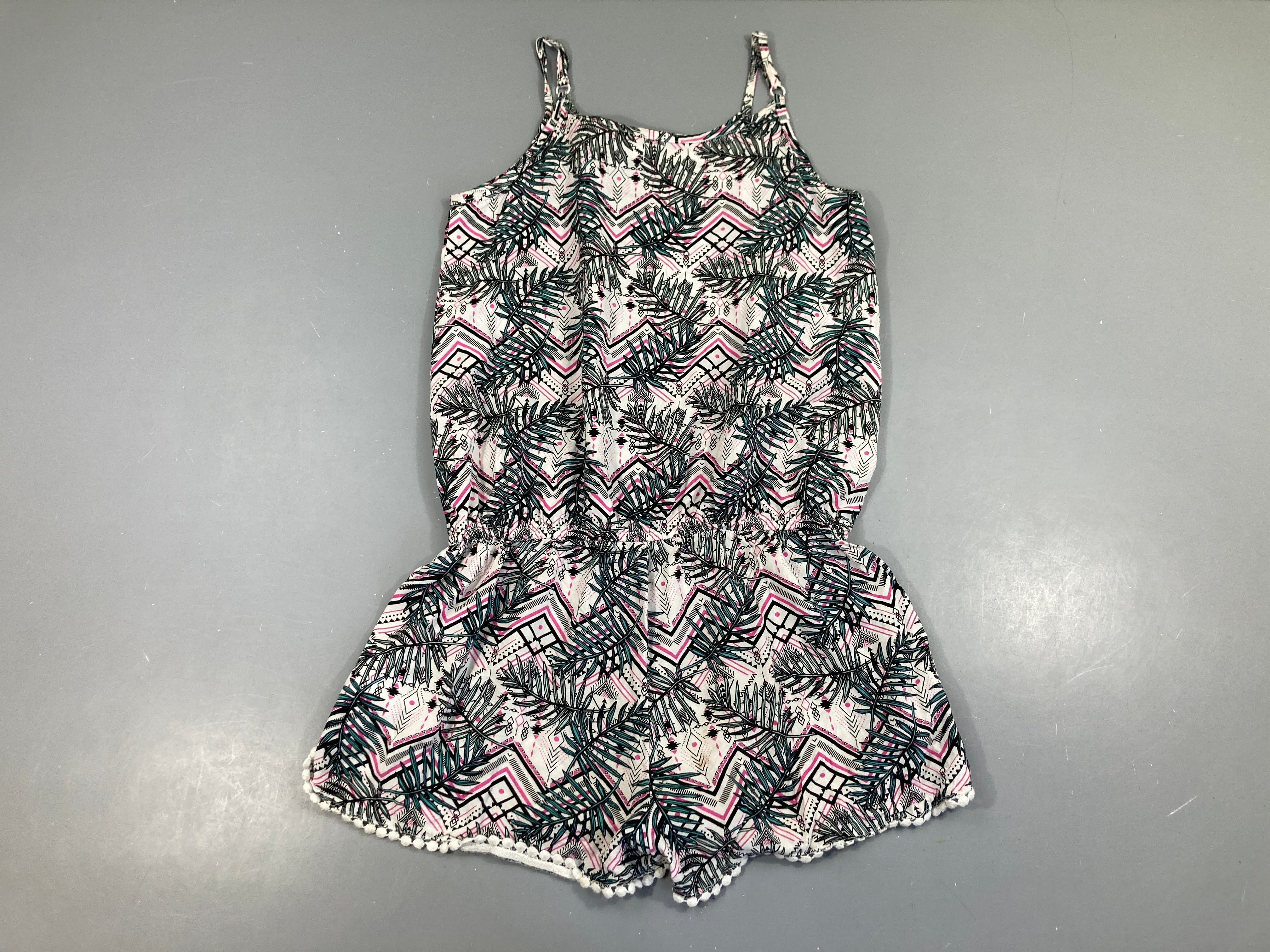 Combishort blanc feuillage formes géométrique rose-noire