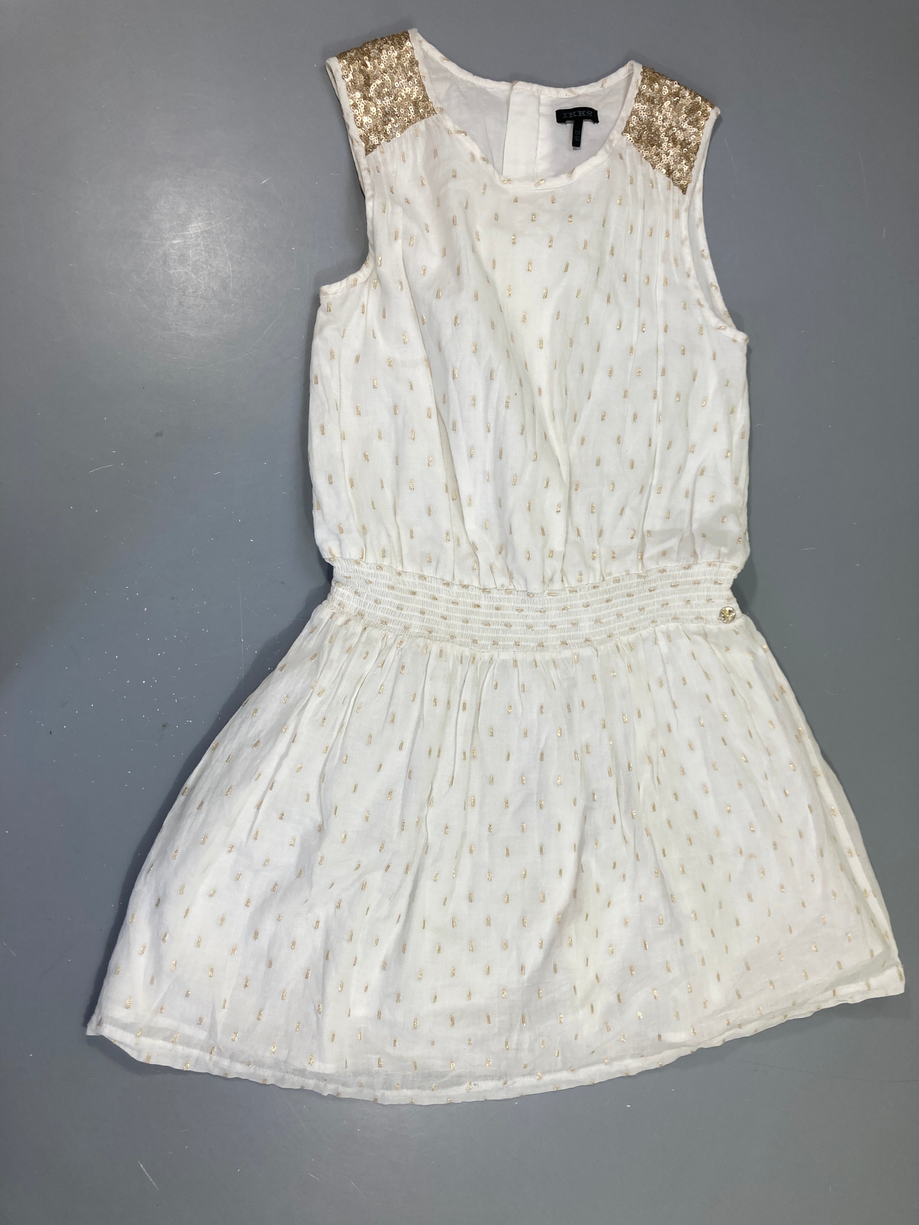 Robe s.m blanche traits dorés