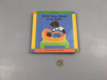 Petit Ours brun et le bébé