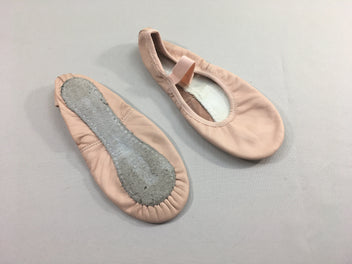 Chaussons de danses cuir léger semelles pleines