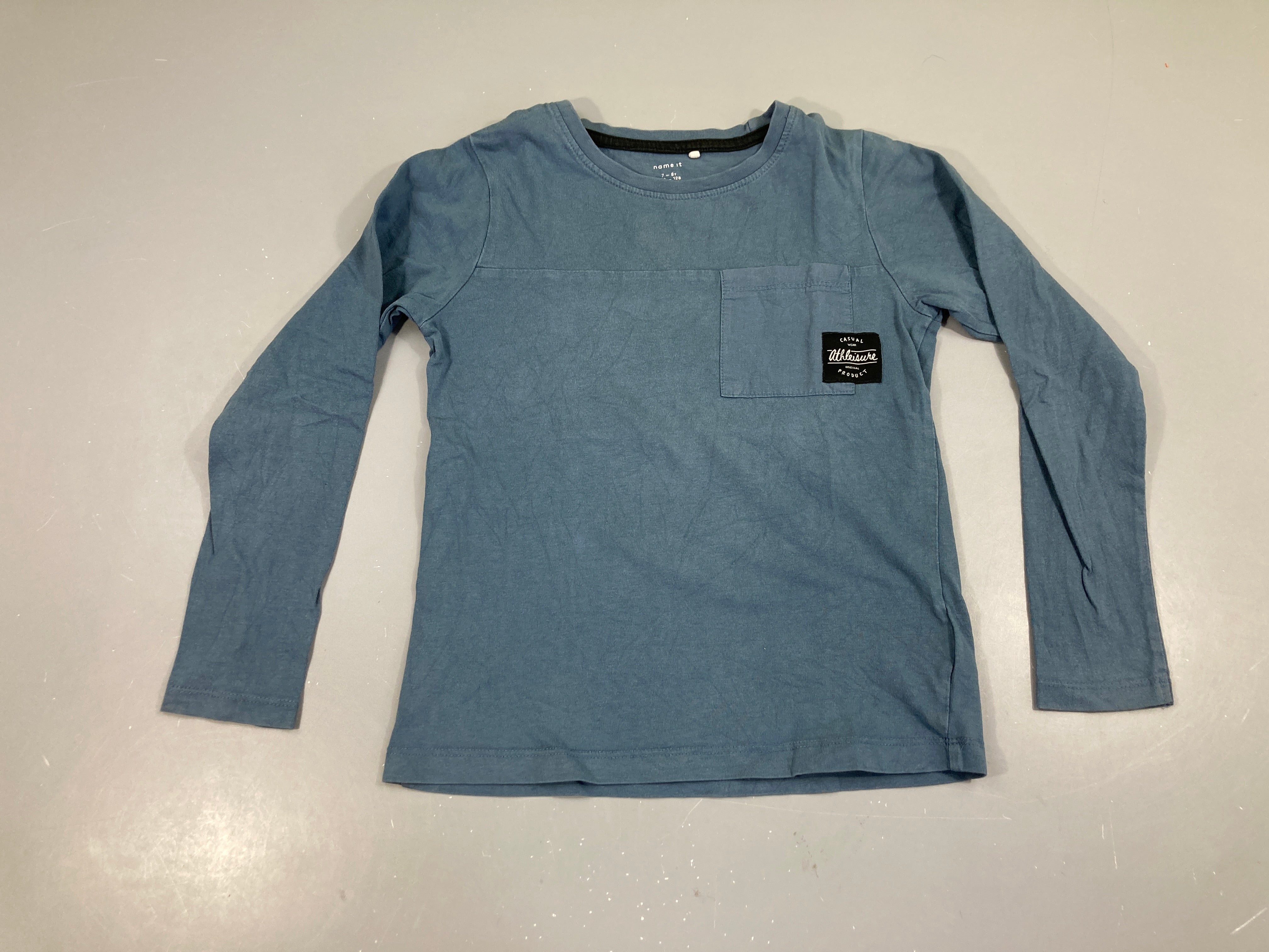 T-shirt m.l bleu poche