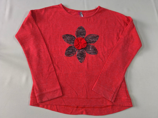 T-shirt m.l rouge fleur tulle (légèrement bouloché), moins cher chez Petit Kiwi