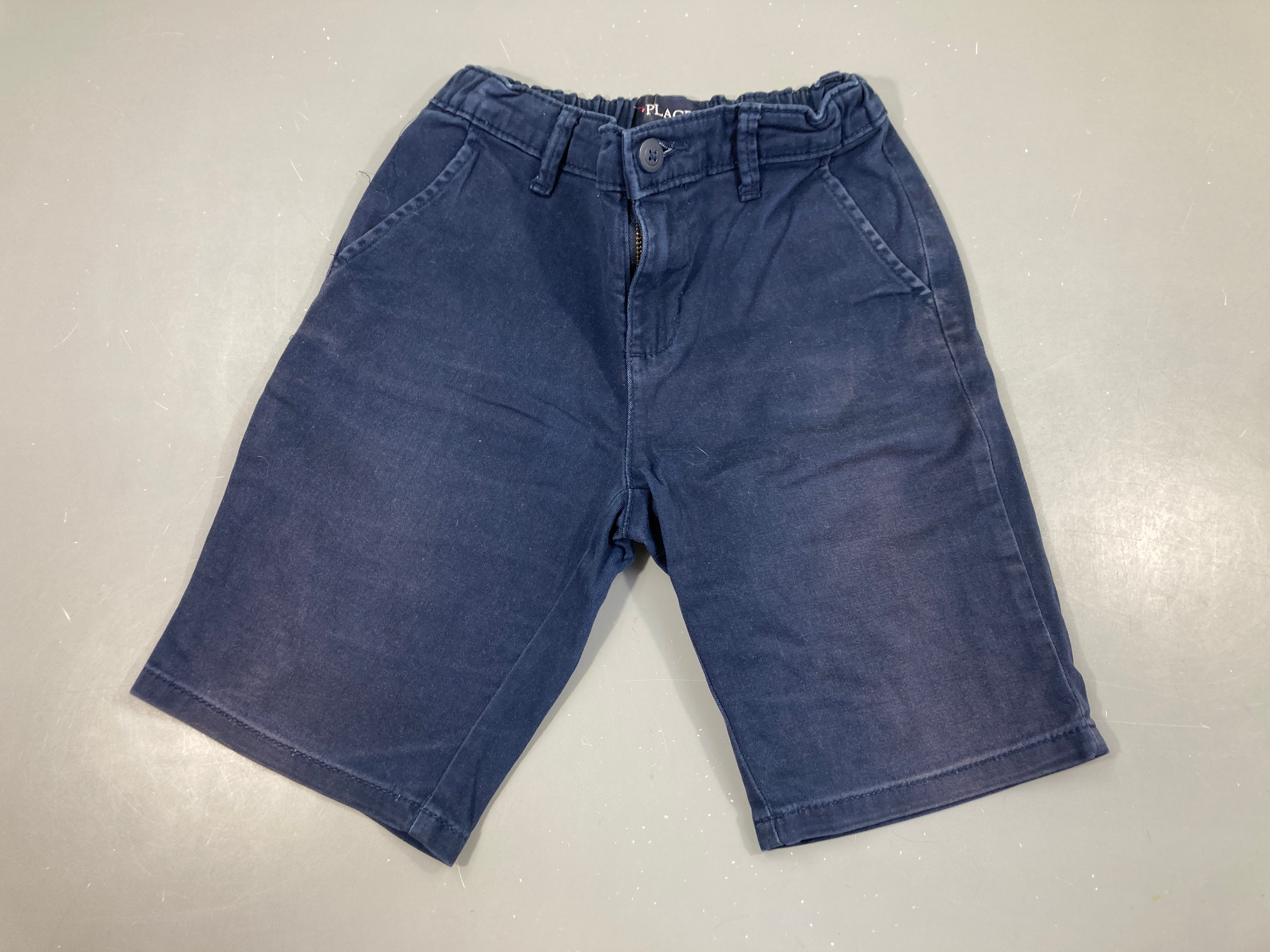 Bermuda bleu foncé chino-Légèrement usé arrière