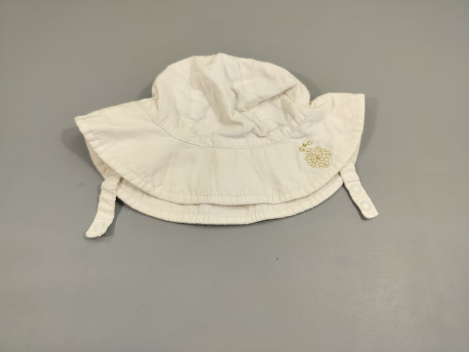 Chapeau blanc, fleur brodée argentée -47 cm, moins cher chez Petit Kiwi