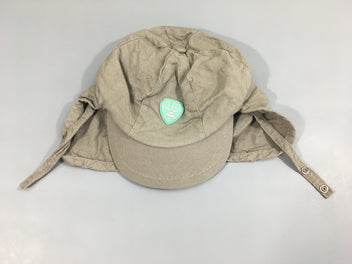 Casquette taupe protègeant le coup 44cm