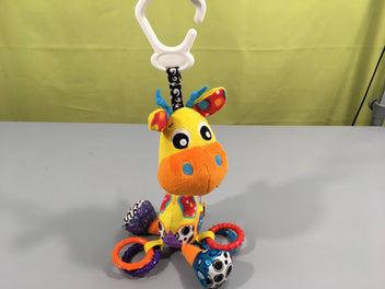 Girafe d'éveil à suspendre playgro