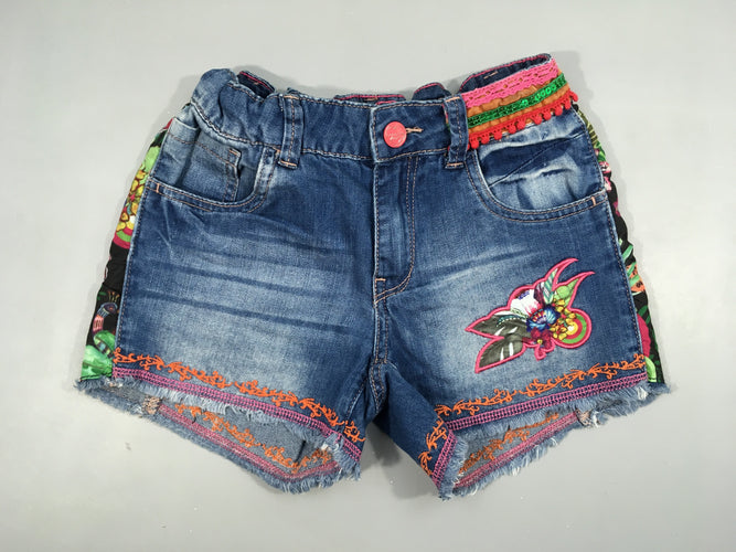 Short en jean effet effiloché écussons fleur sequins ceinture-broderie, moins cher chez Petit Kiwi