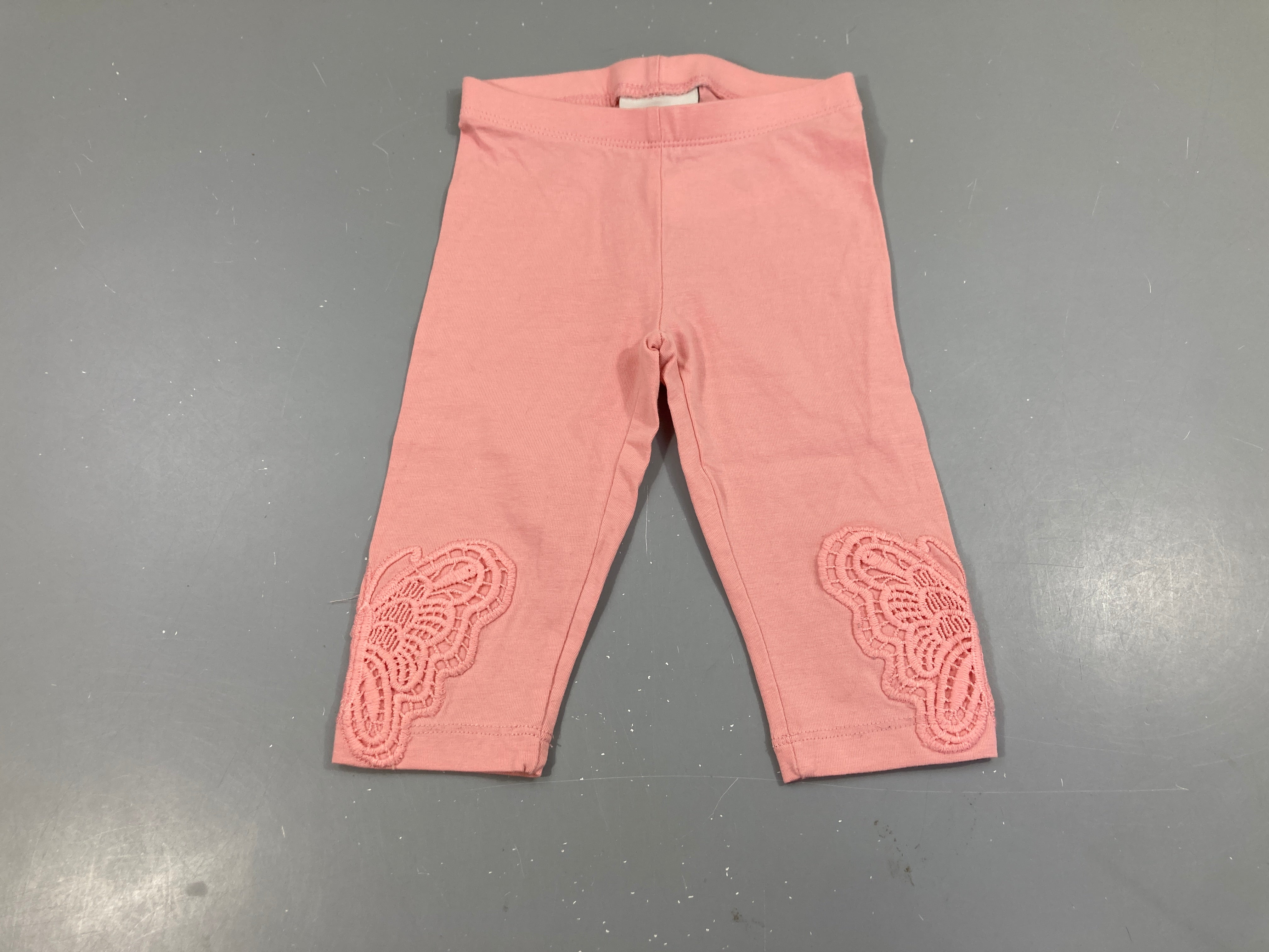 Legging 3/4 rose broderie bas